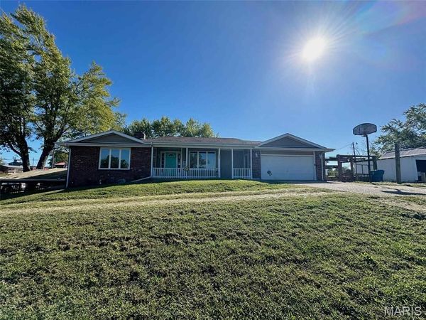 301 Lincoln Ave, Bunker, MO 63629