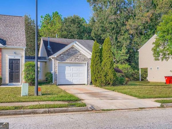 1025 Lakeside Circle, Covington, GA 30016