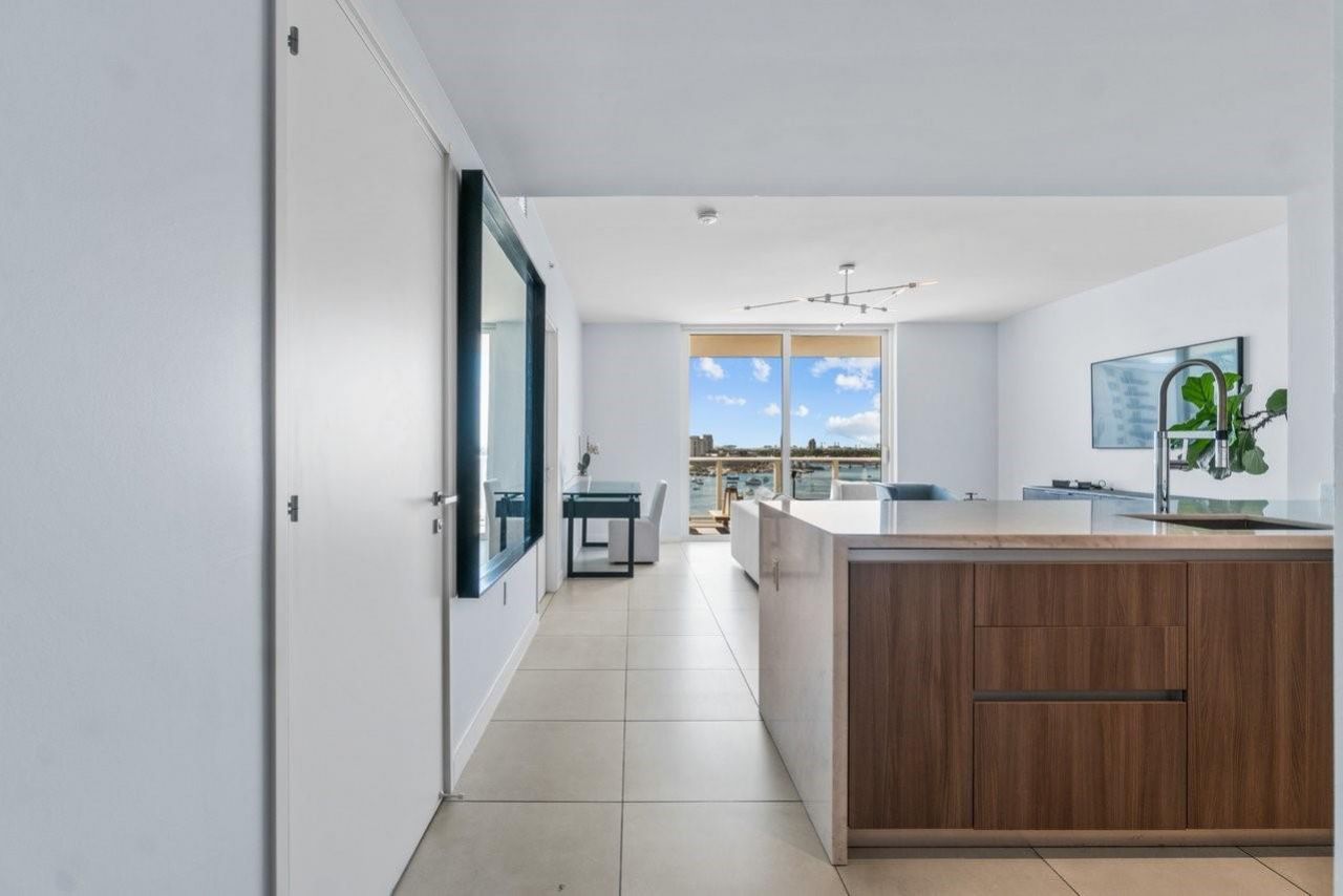 401 N Birch Road, Unit 1001, Fort Lauderdale, FL 33304 Photo