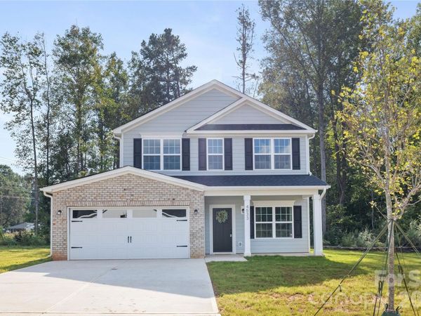 537 Dawn Circle, Charlotte, NC 28213