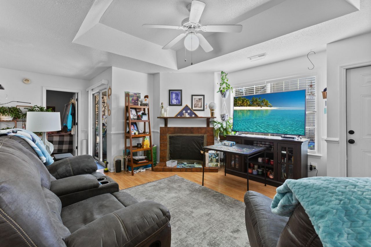 4148 Hickory Lane Photo 15