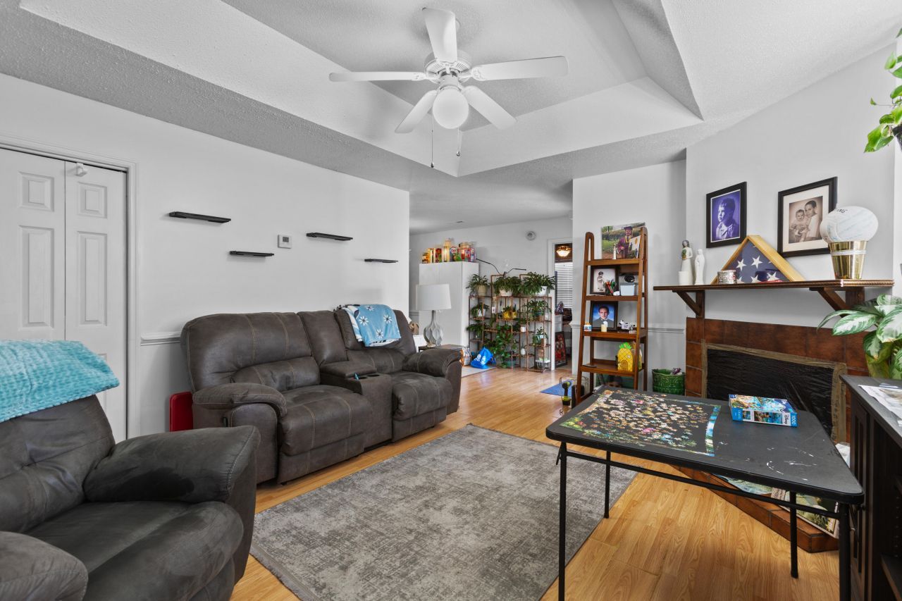 4148 Hickory Lane Photo 17