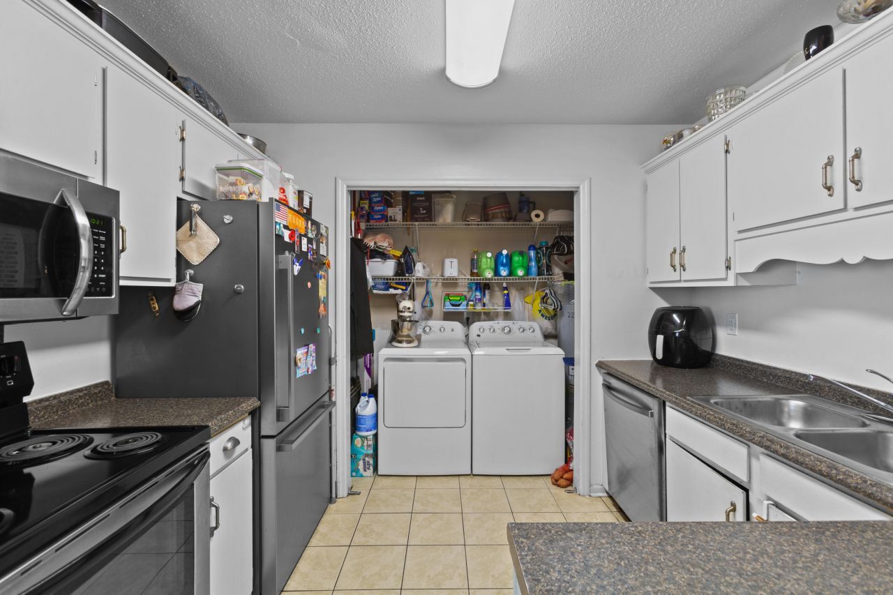 4148 Hickory Lane Photo 21