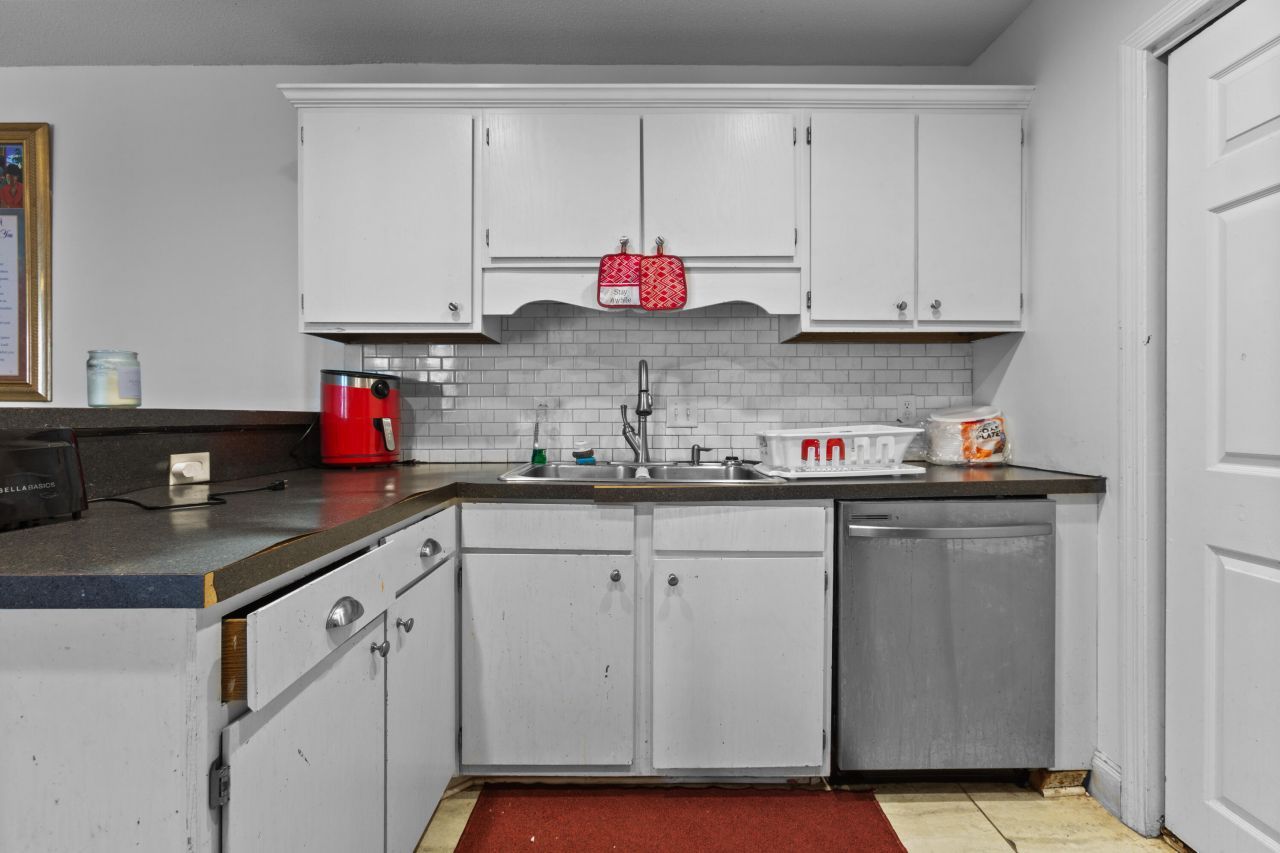 4148 Hickory Lane Photo 24