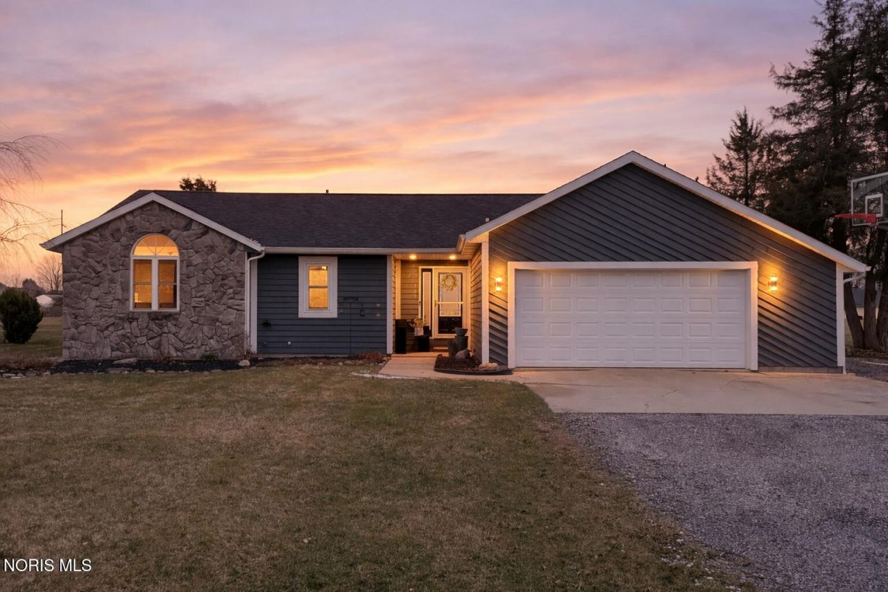 902 E Church Street, West Unity, OH 43570 Main Photo