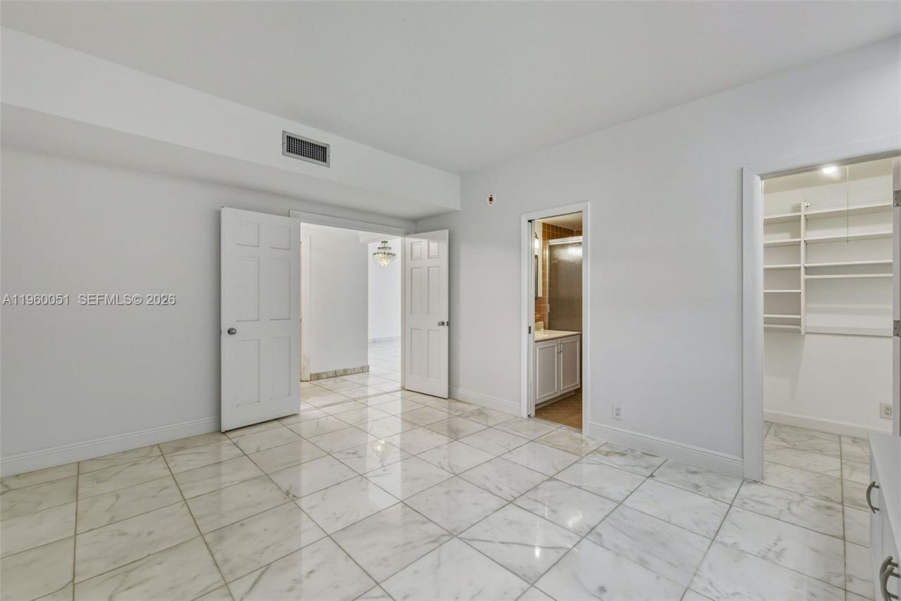 1 Harbour Way, Unit 108, Bal Harbour, FL 33154 Photo