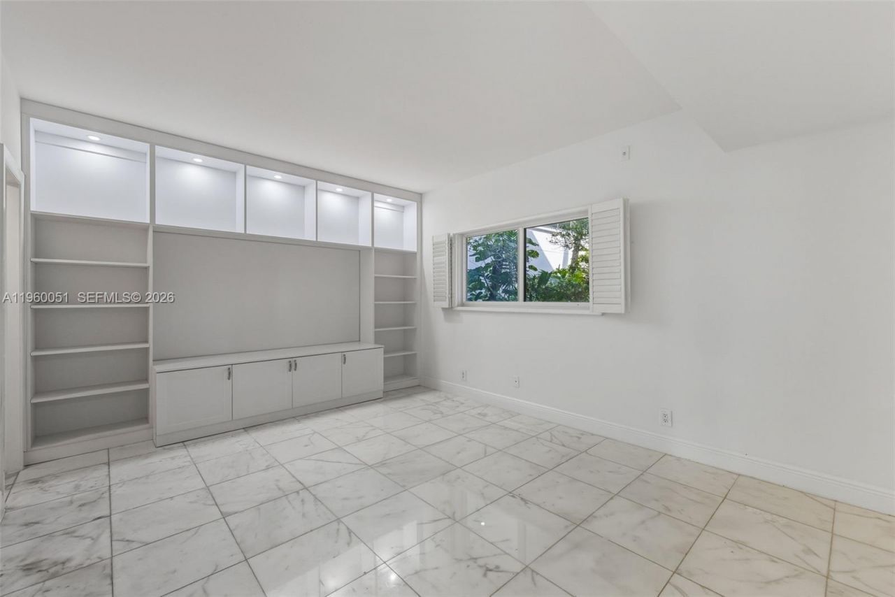 1 Harbour Way, Unit 108, Bal Harbour, FL 33154 Photo