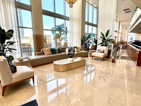 18683 Collins Ave, Unit 2006, Sunny Isles Beach, FL 33160