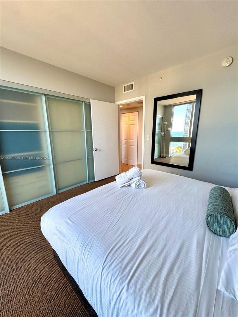 18683 Collins Ave, Unit 2006, Sunny Isles Beach, FL 33160 Photo