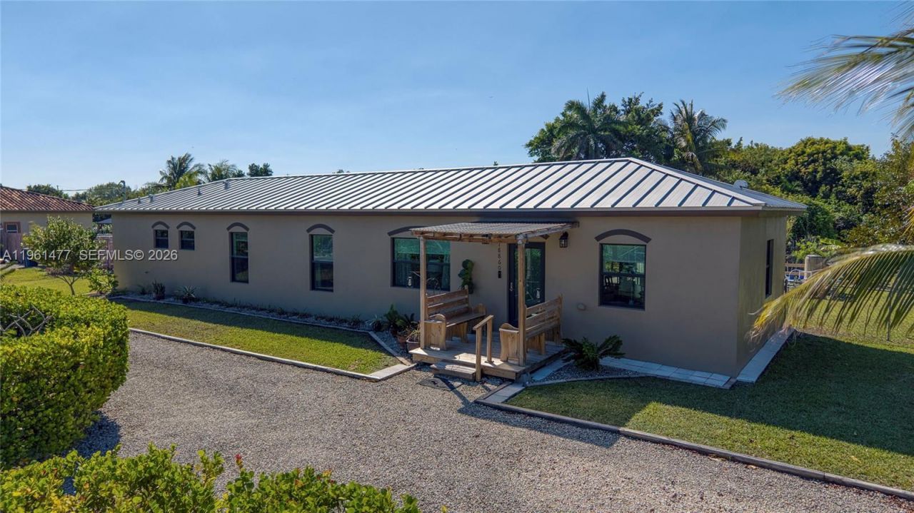 18860 SW 354th Ter, Homestead, FL 33034 Photo