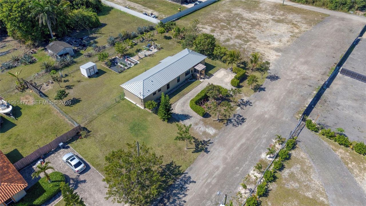 18860 SW 354th Ter, Homestead, FL 33034 Photo