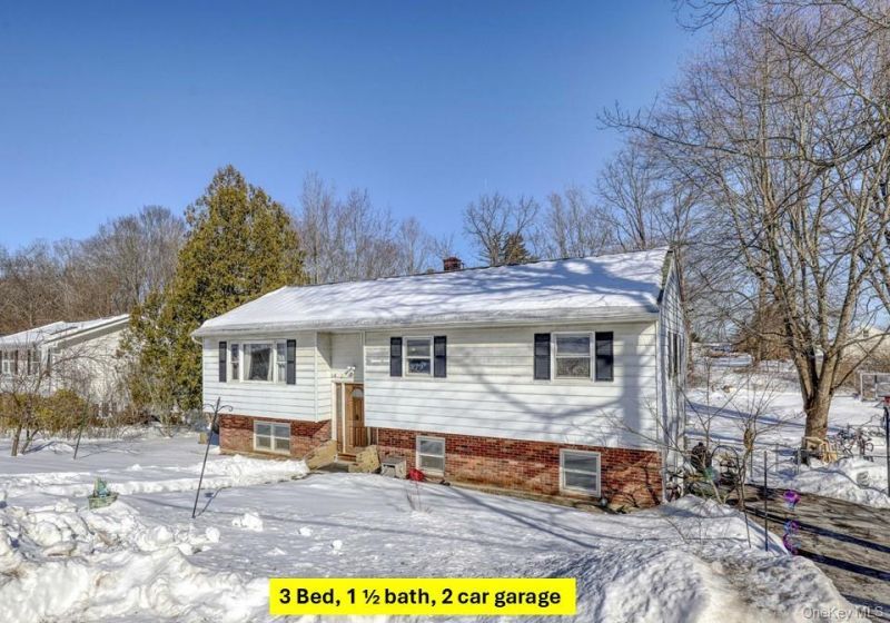 10 Collier Drive E, Carmel, NY 10512 Main Photo