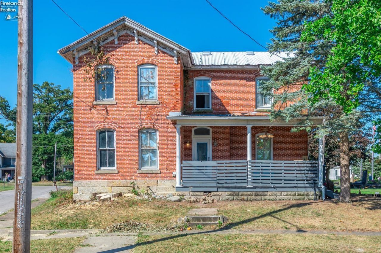 34 Park Avenue, New London, OH 44851 Main Photo