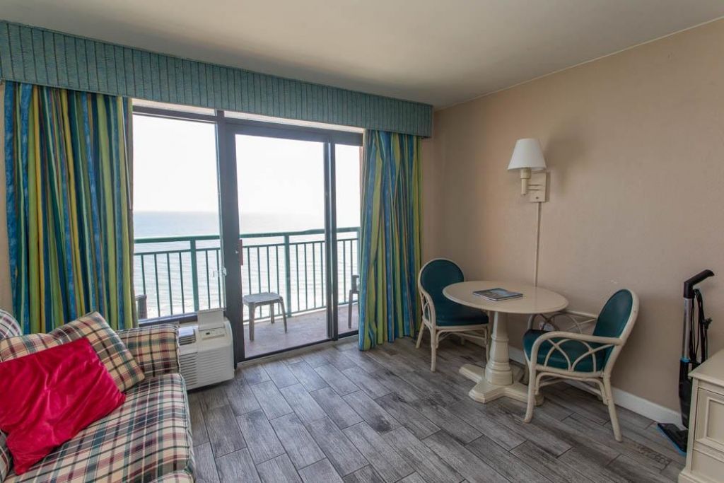 2207 S Ocean Blvd. Photo 17