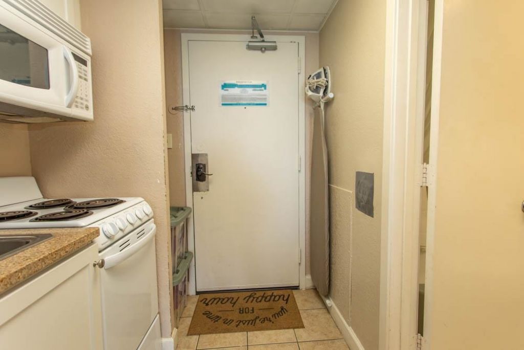 2207 S Ocean Blvd. Photo 5