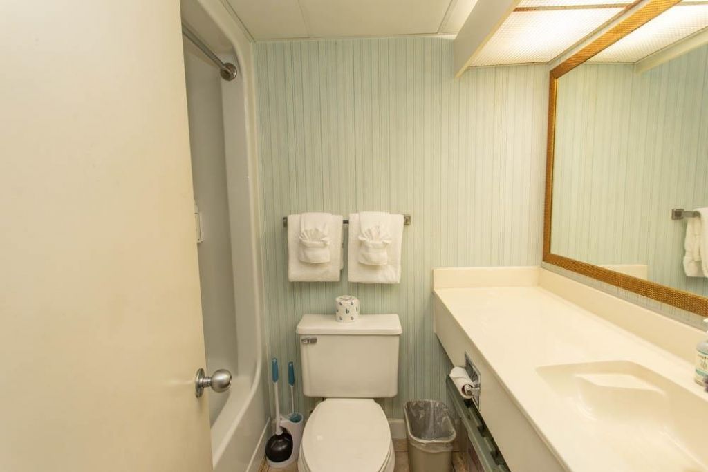 2207 S Ocean Blvd. Photo 8