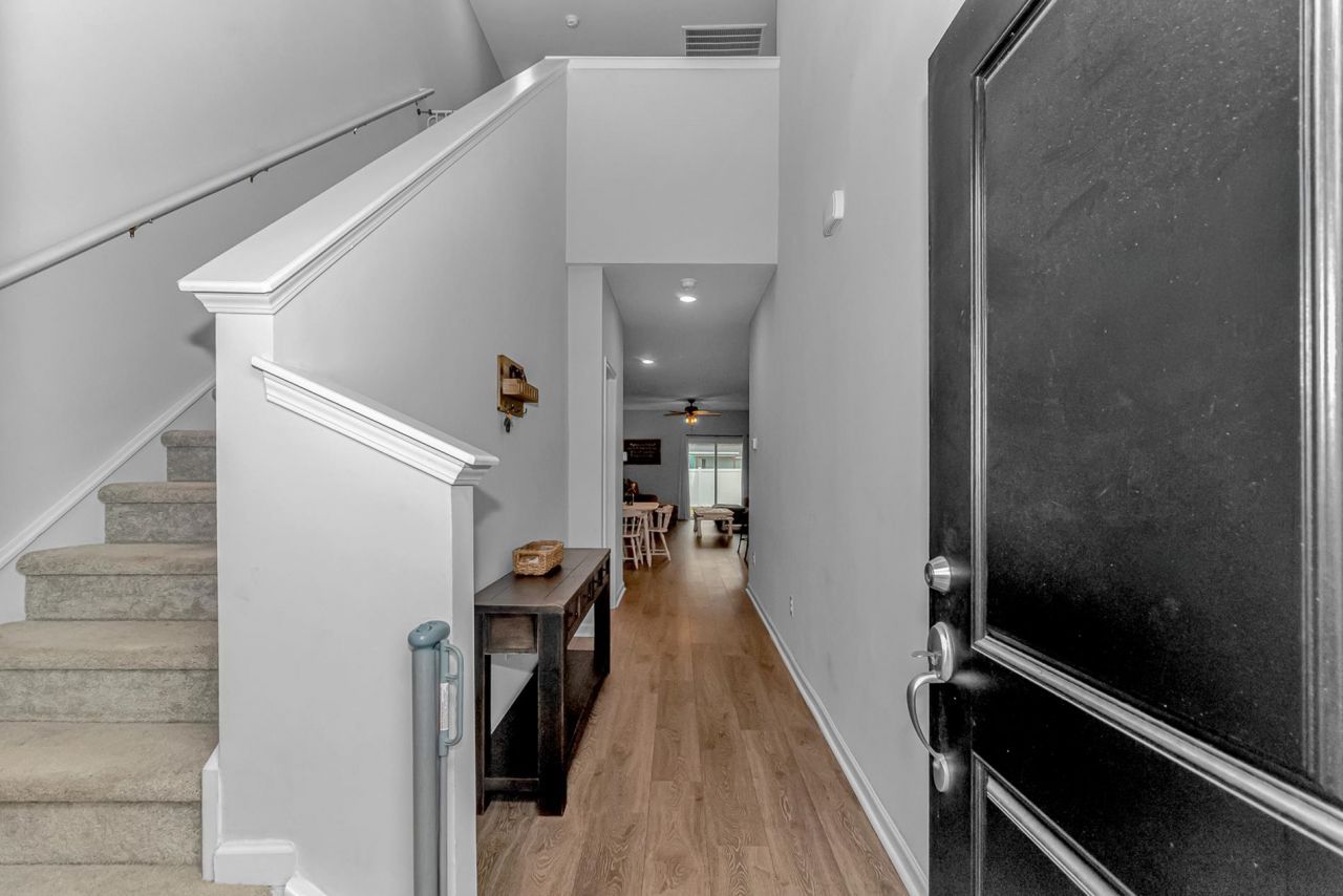 1551 Swing Bridge Way Photo 3