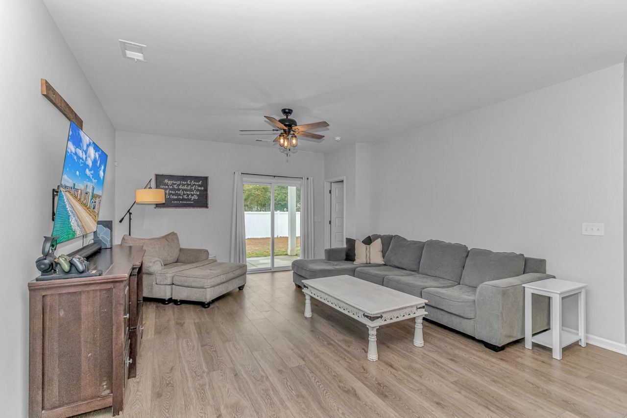 1551 Swing Bridge Way Photo 8