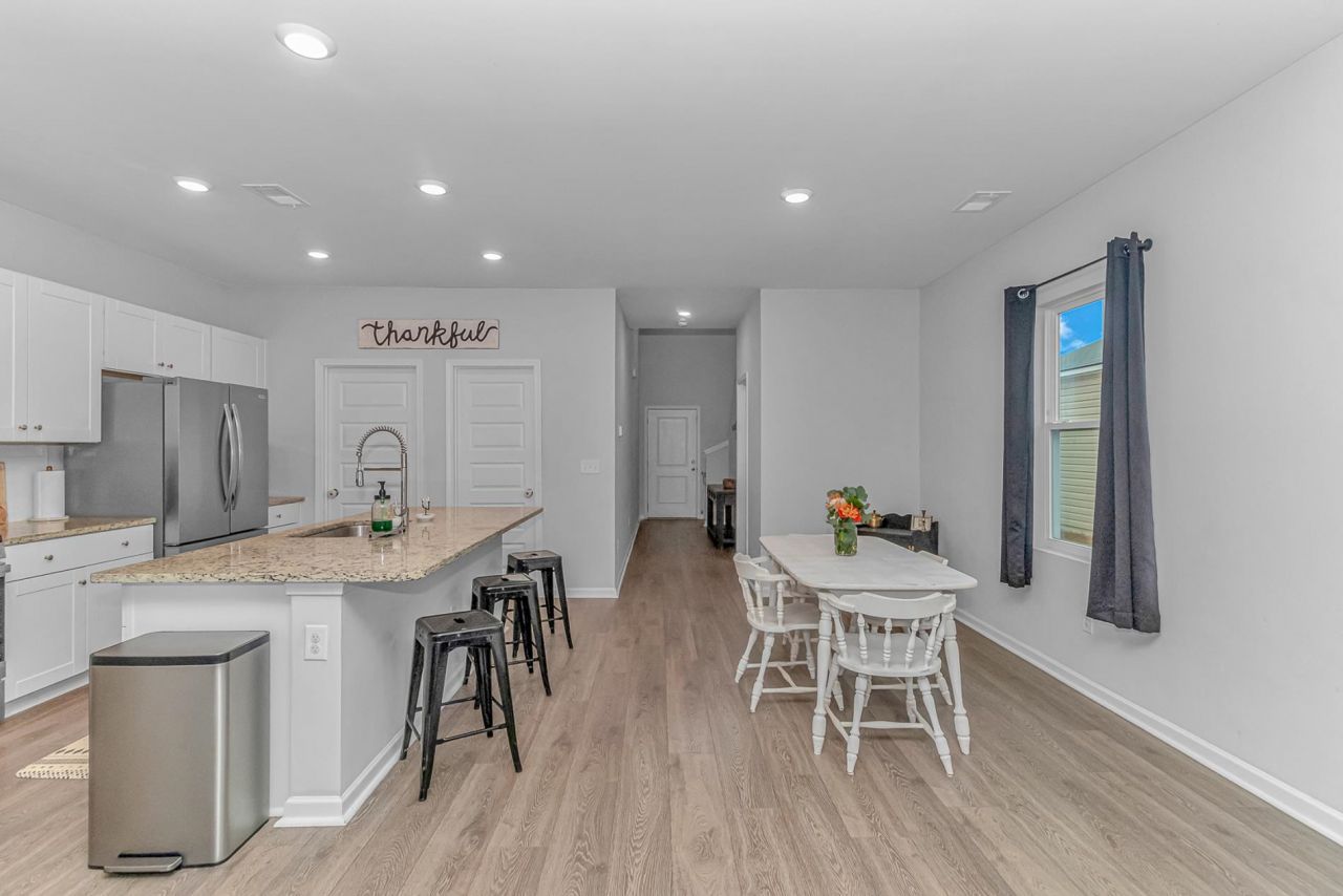 1551 Swing Bridge Way Photo 9