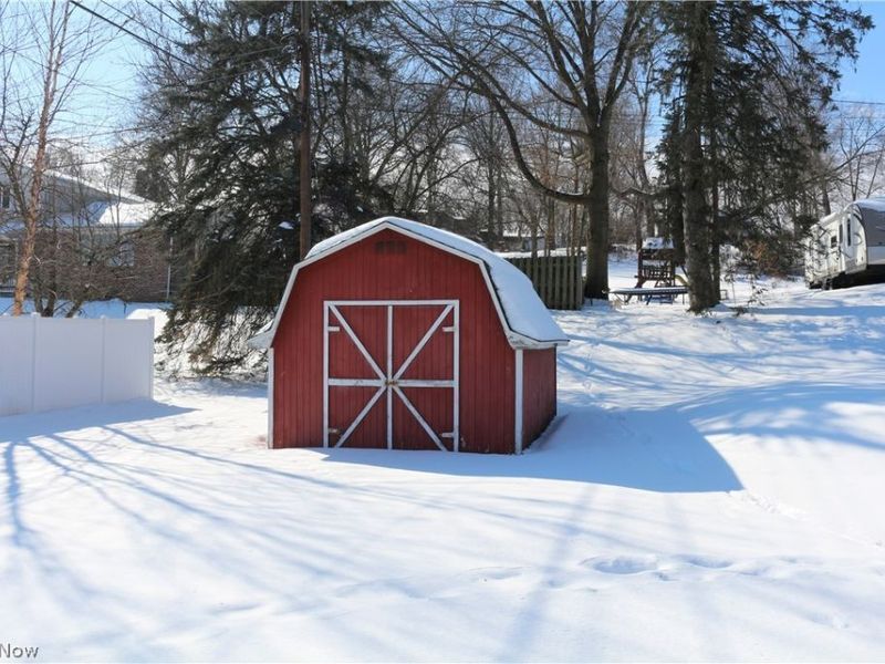 313 5th Street, Sugarcreek, OH 44681 Photo 4