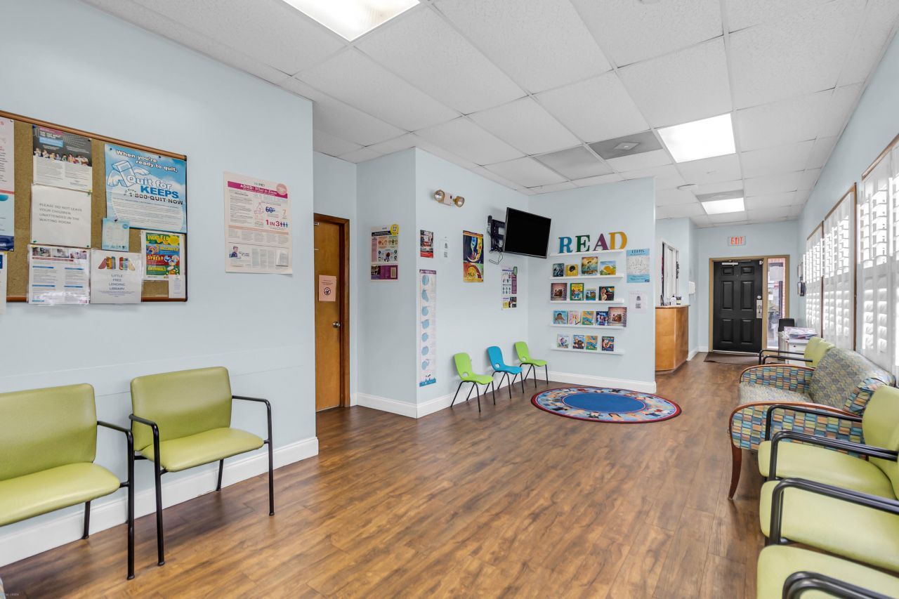 3800 Faber Place Drive  Photo 6