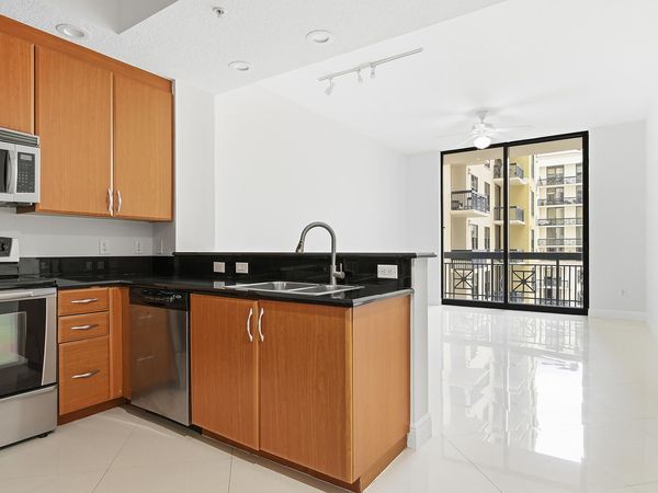 701 S Olive Avenue, Unit 1010, West Palm Beach, FL 33401