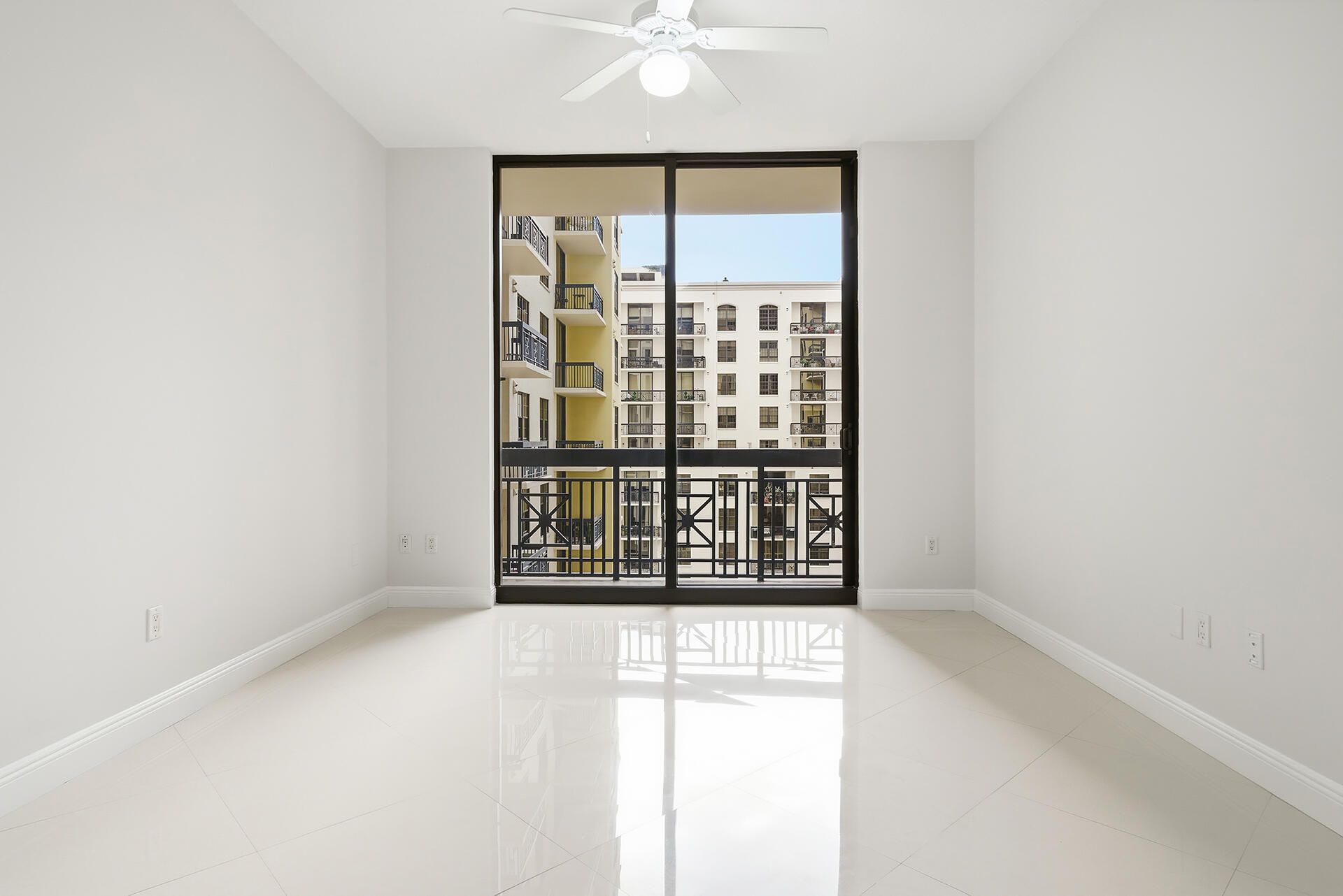 701 S Olive Avenue, Unit 1010, West Palm Beach, FL 33401 Photo