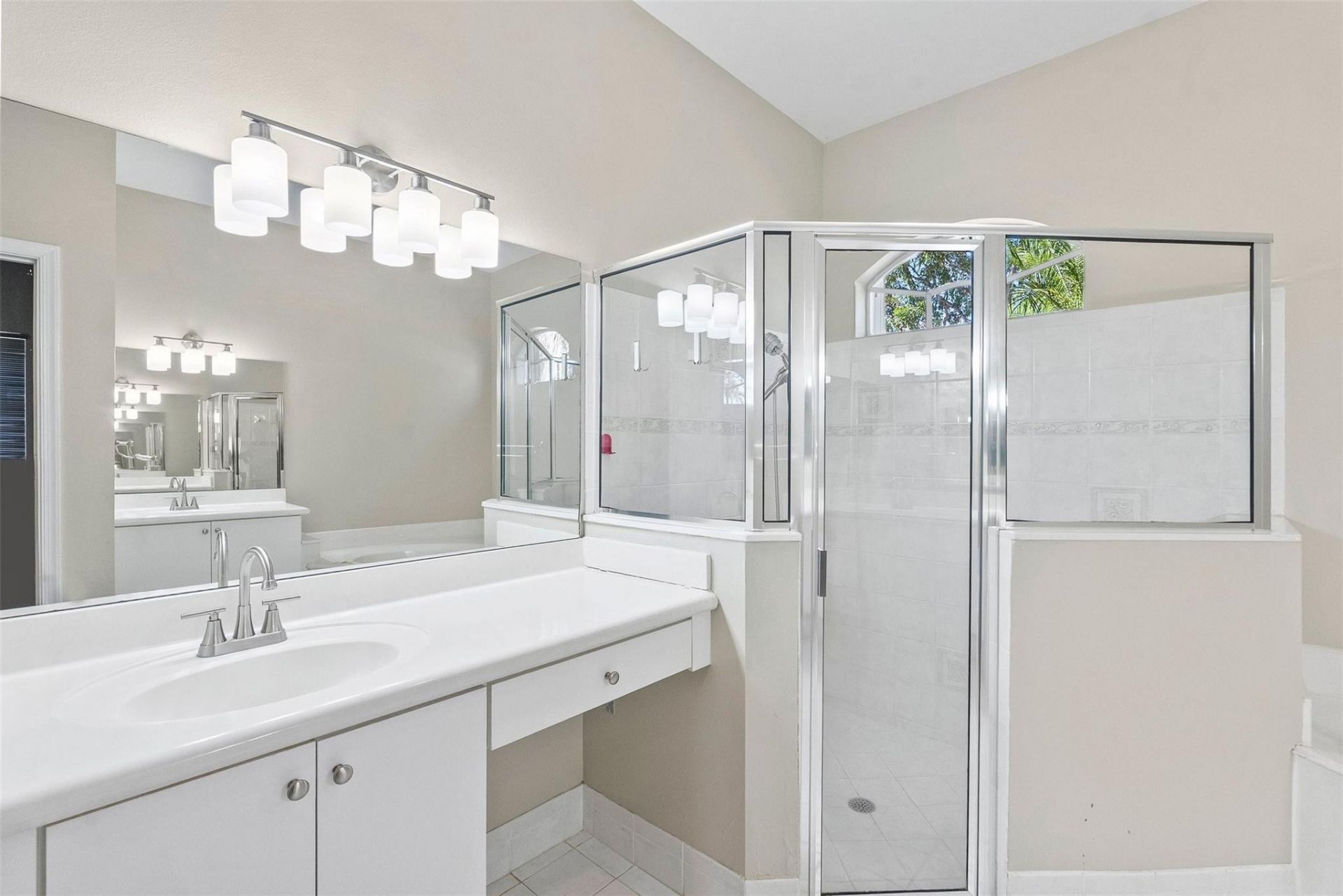 16364 NW 14th St, Pembroke Pines, FL 33028 Photo