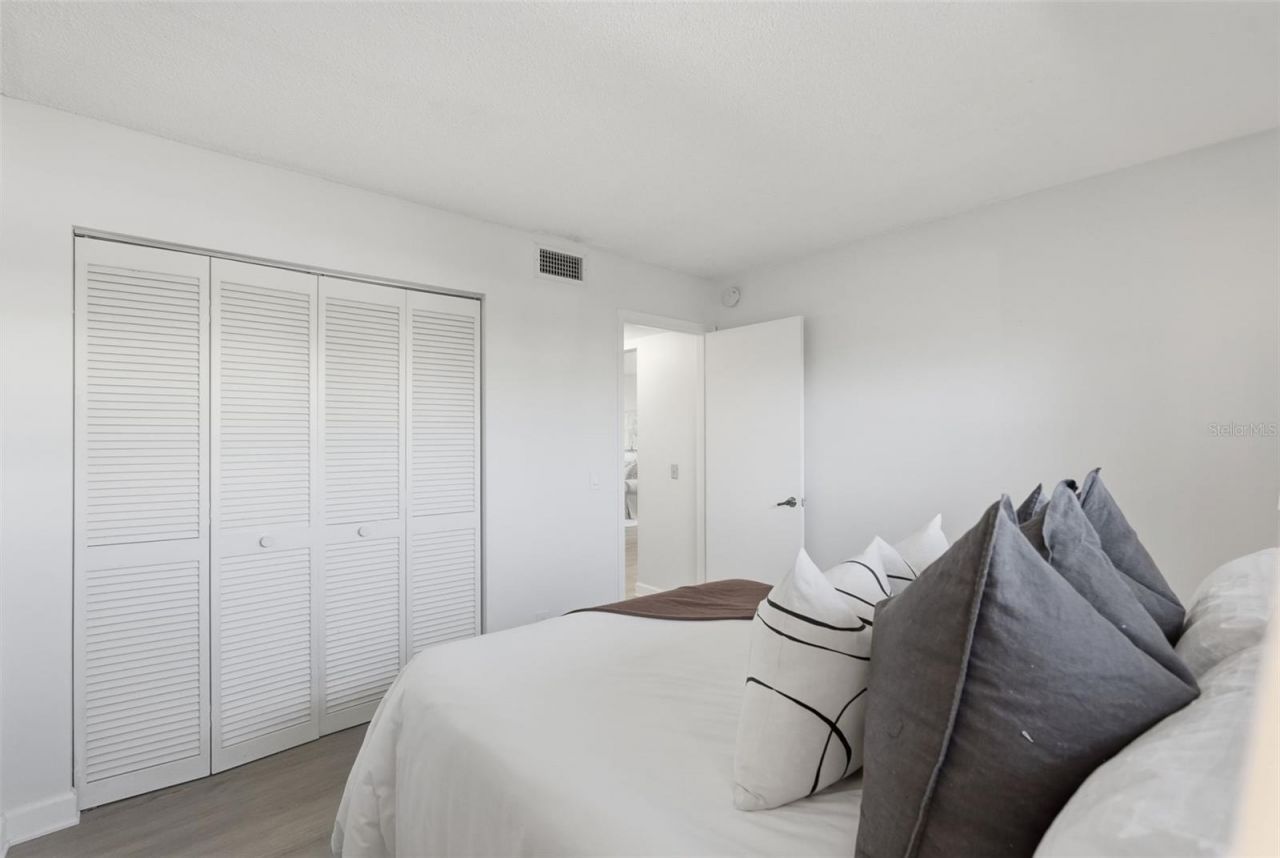 6291 Bahia Del Mar Circle, Unit 116, Saint Petersburg, FL 33715 Photo