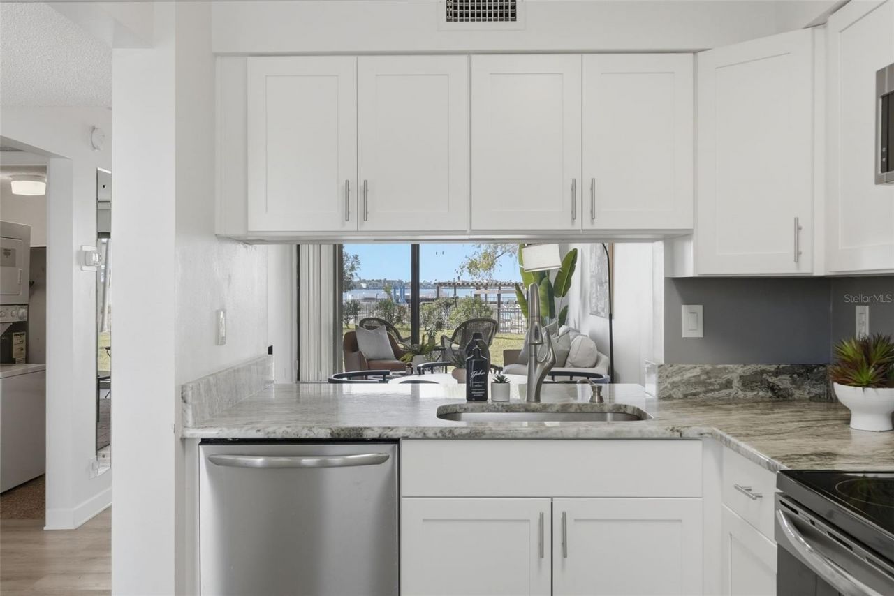 6291 Bahia Del Mar Circle, Unit 116, Saint Petersburg, FL 33715 Photo