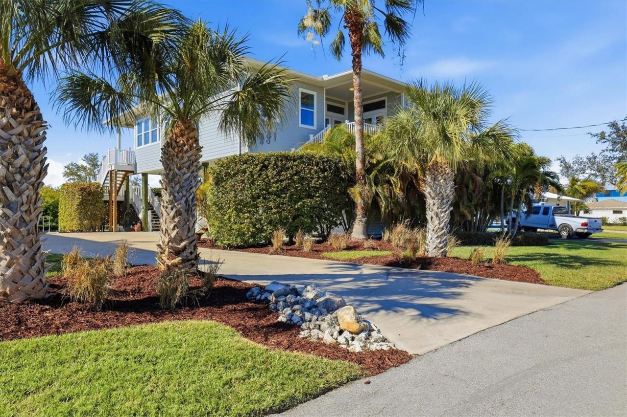 13875 Hatcher Avenue, Hudson, FL 34667 Photo