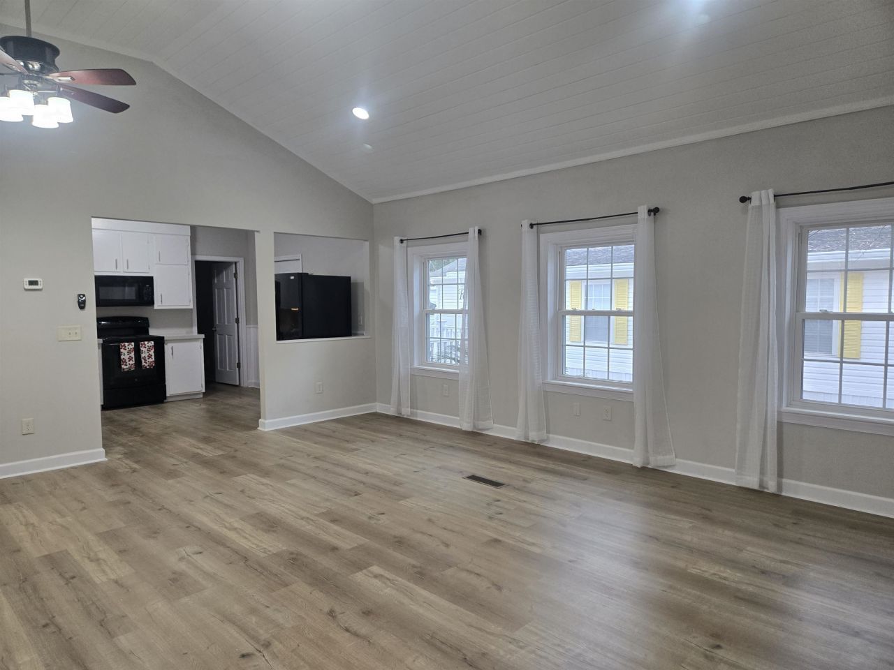 517 Porter Dr. Photo 15