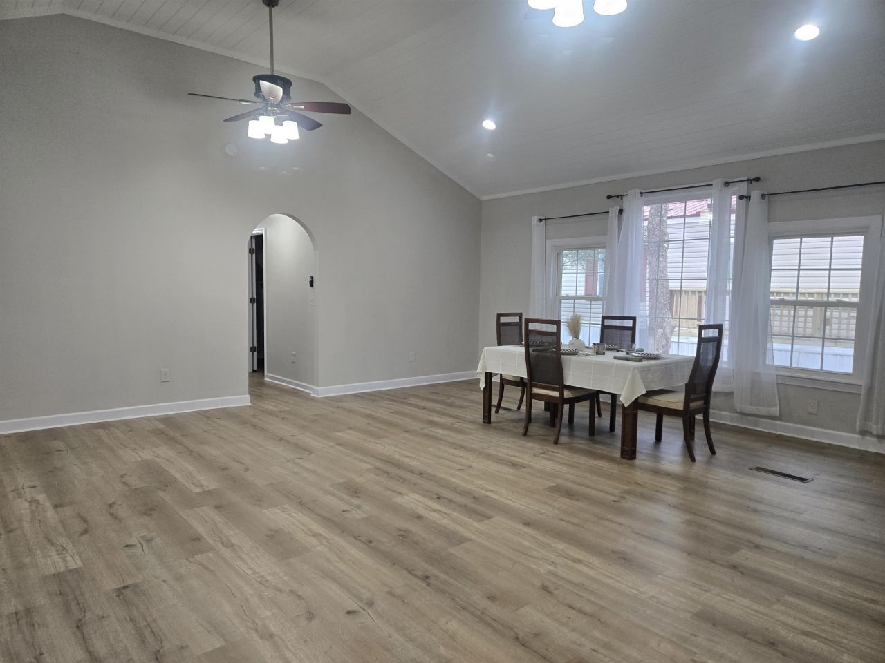 517 Porter Dr. Photo 16