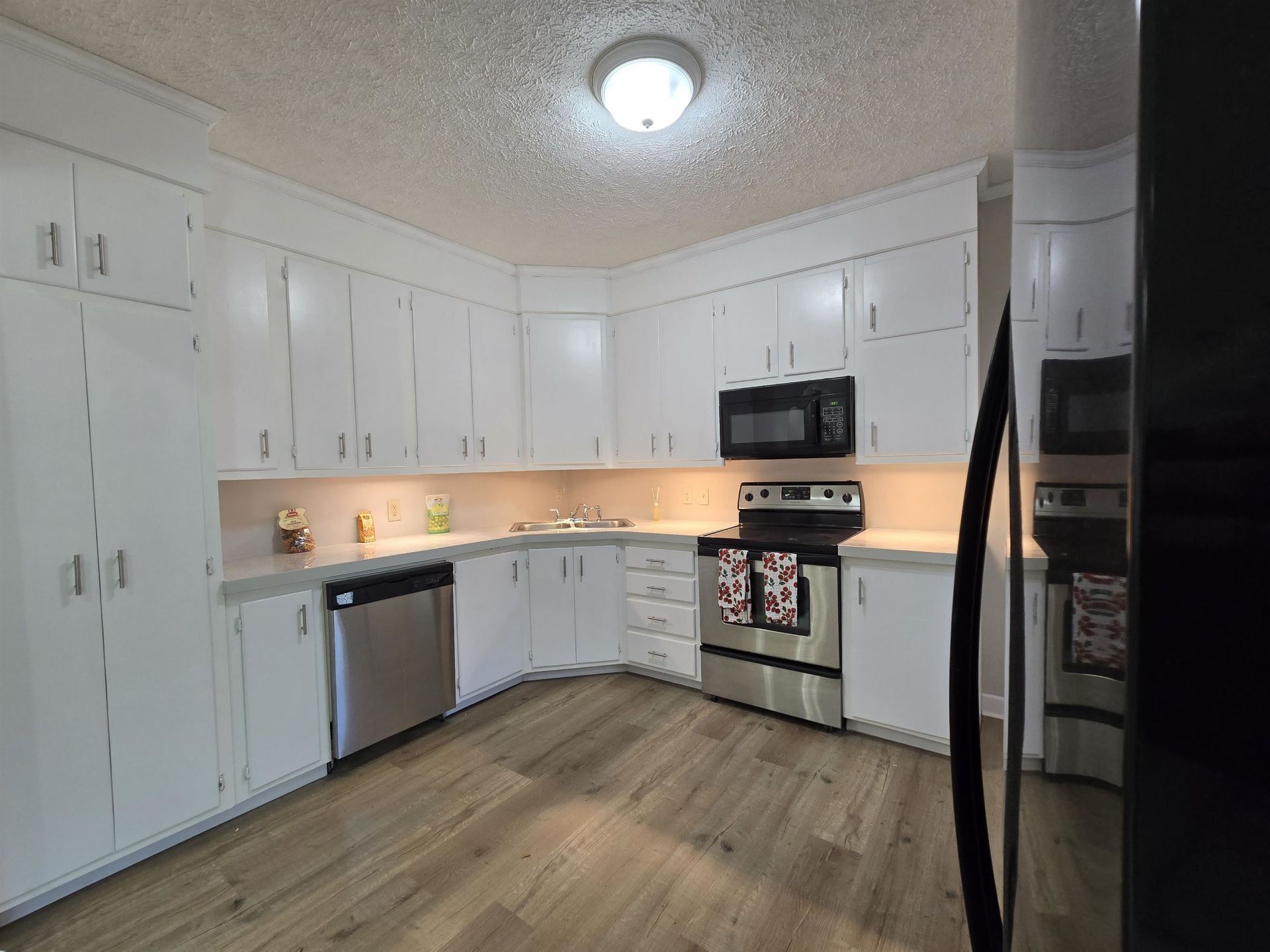 517 Porter Dr. Photo 19