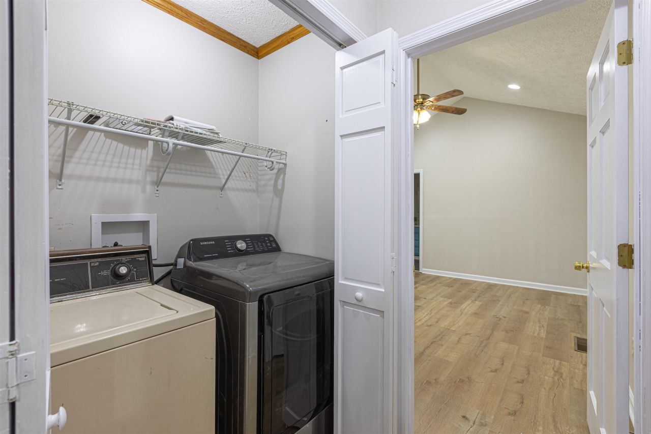 517 Porter Dr. Photo 45