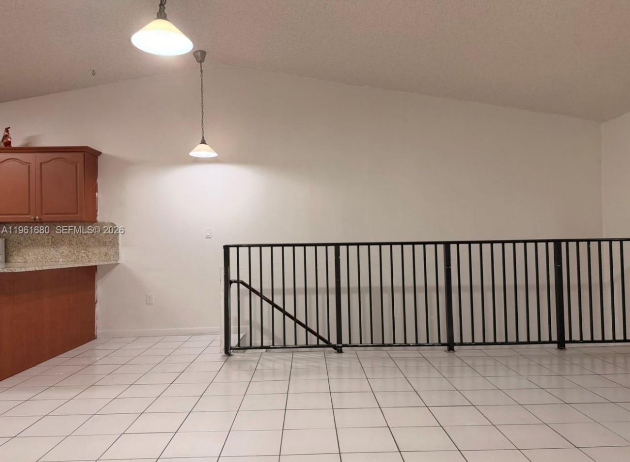 7880 W 29th Way, Unit 201, Hialeah, FL 33018 Photo