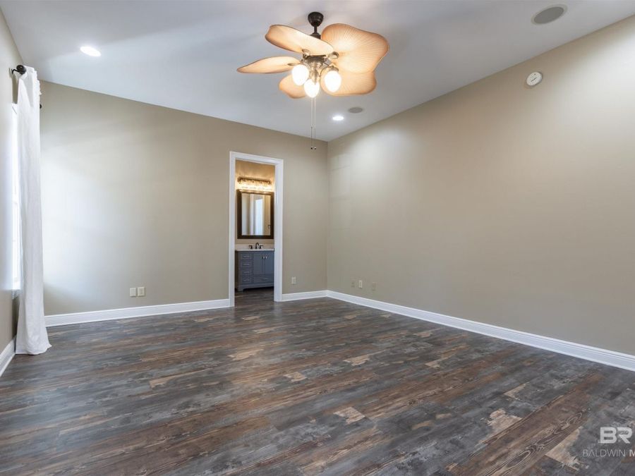 Property Image 80