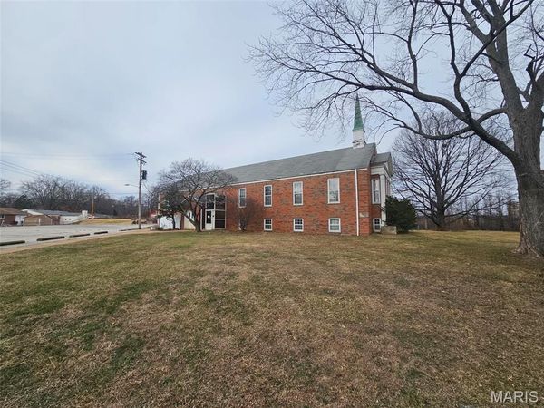 10771 Trask Drive, Dellwood, MO 63136