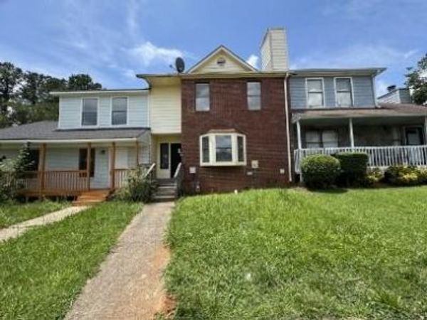 8170 Canyon Forge Drive, Riverdale, GA 30274