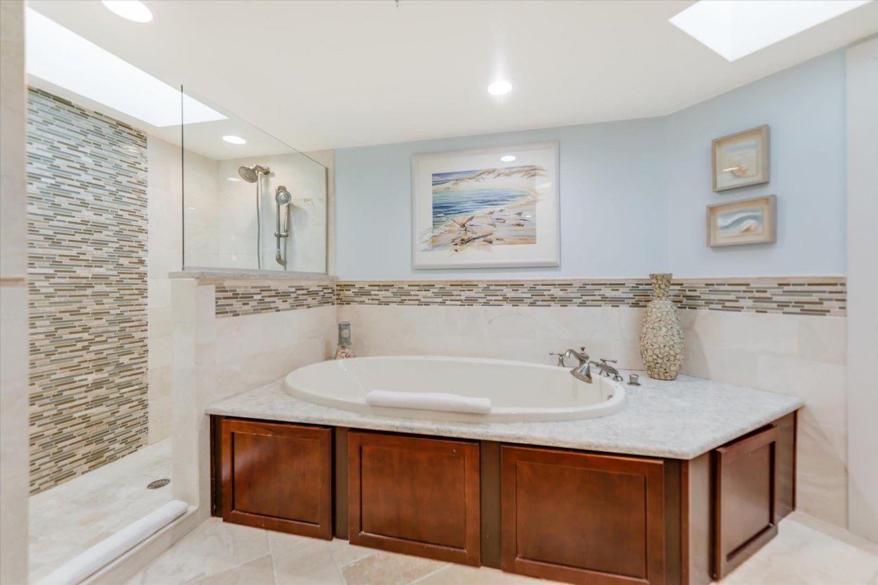 1656 Lands End Vlg, Unit 1656, Captiva, FL 33924 Photo