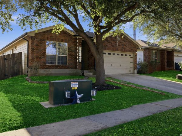 2396 MEDINA DR, New Braunfels, TX 78130