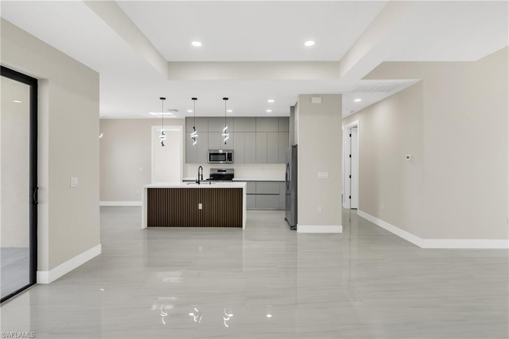 545 Chalet Ave S, Lehigh Acres, FL 33974 Photo