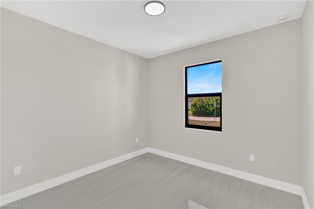 545 Chalet Ave S, Lehigh Acres, FL 33974 Photo