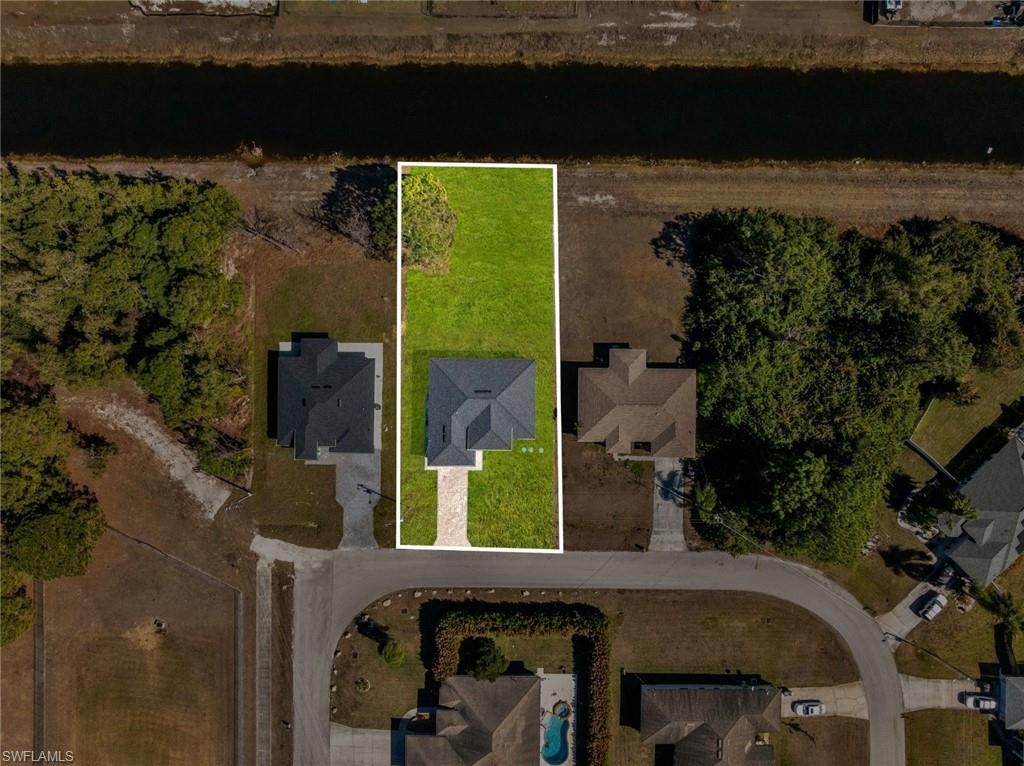 545 Chalet Ave S, Lehigh Acres, FL 33974 Photo