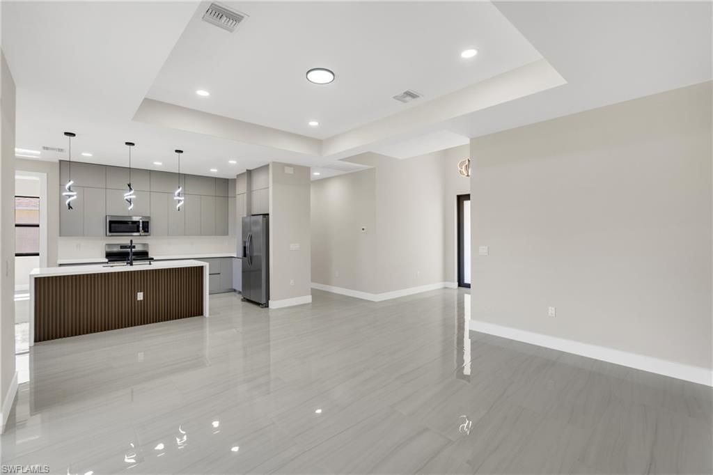 545 Chalet Ave S, Lehigh Acres, FL 33974 Photo