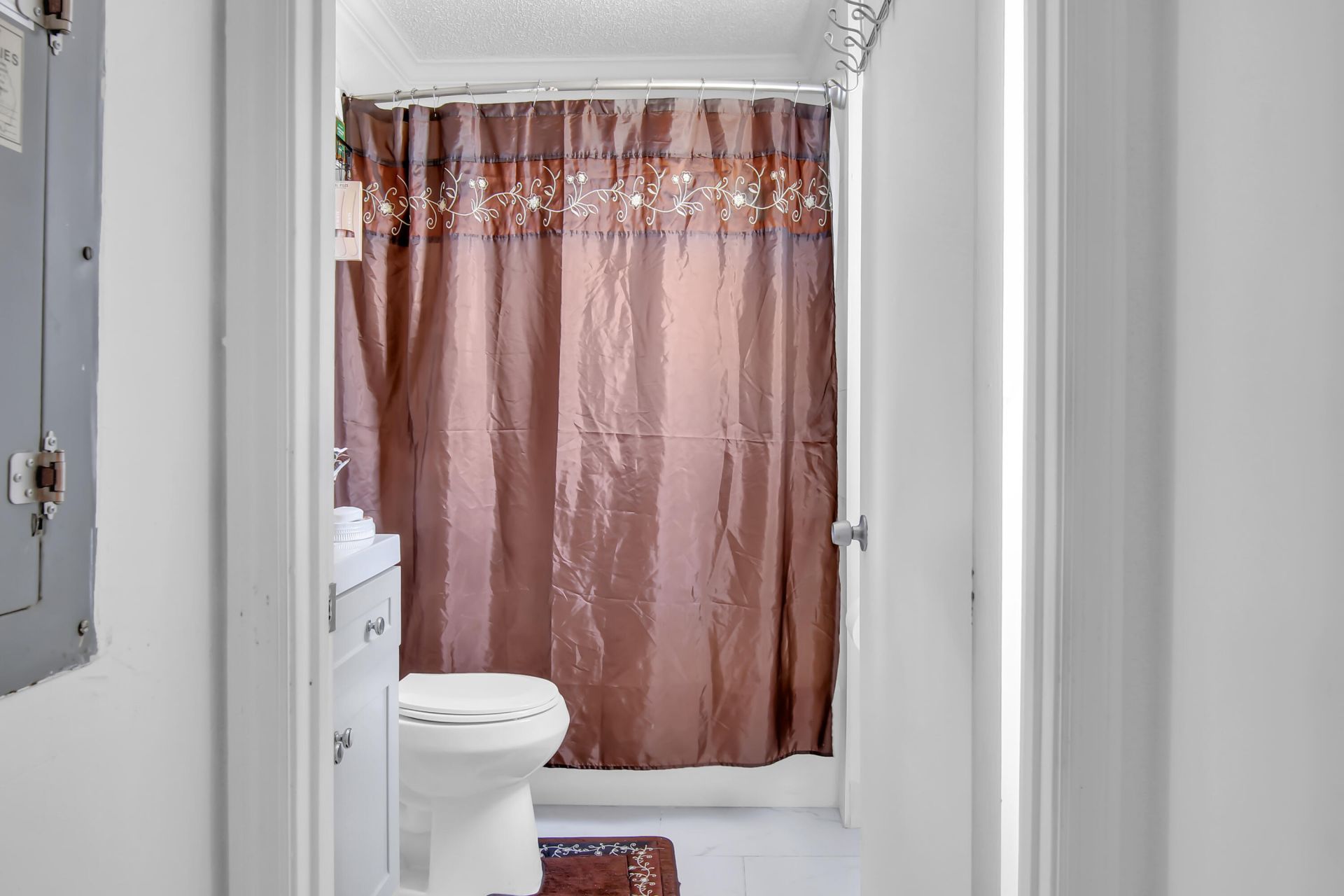 300 Elaine Circle E, West Palm Beach, FL 33409 Photo