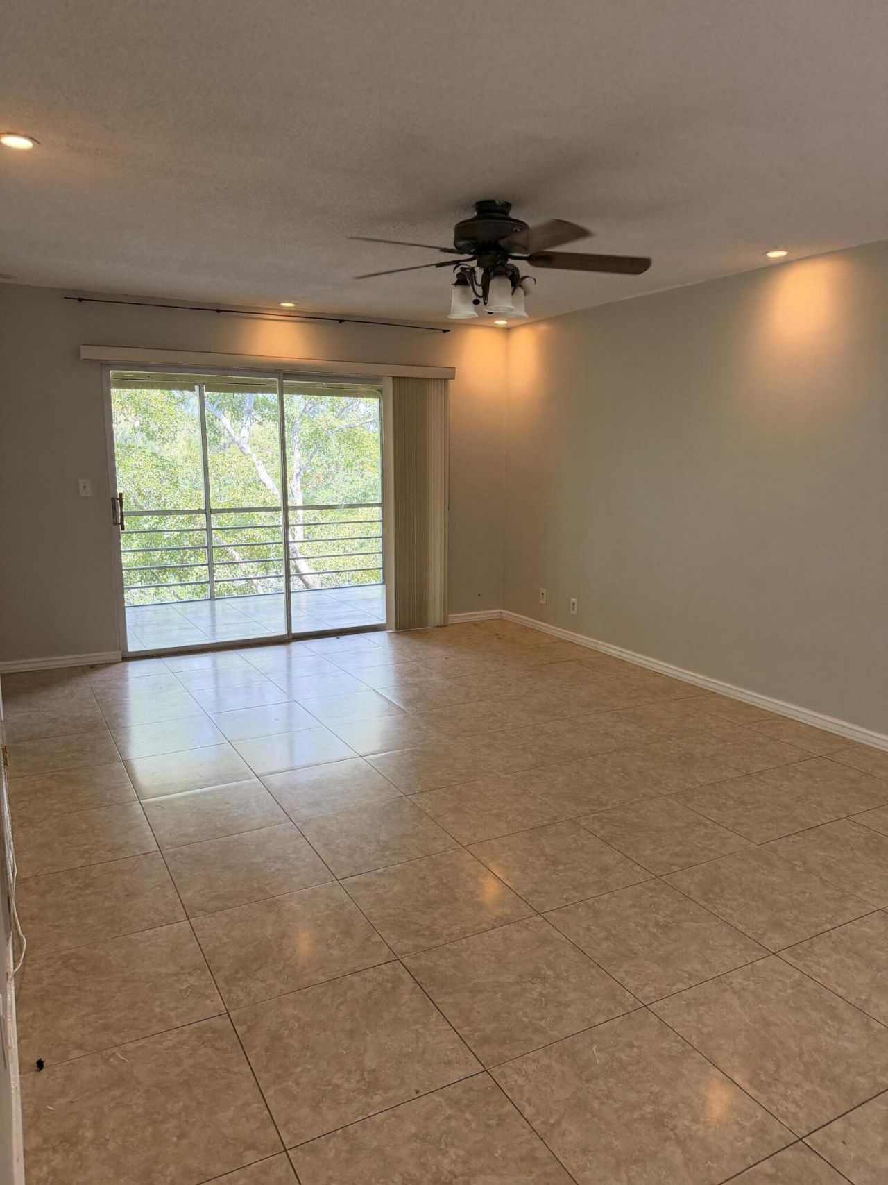 1400 NE 57th Street, Unit 302, Fort Lauderdale, FL 33334 Photo
