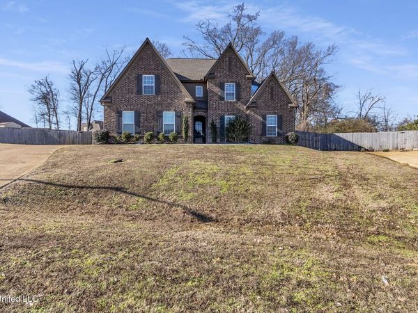 4335 Davall Circle, Olive Branch, MS 38654
