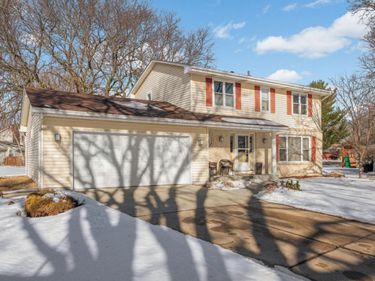 9622 Toledo Circle, Bloomington, MN 55437