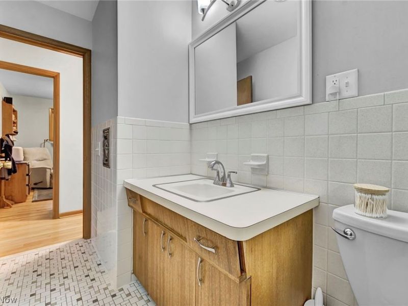 7329 Craigmere Drive, Middleburg Heights, OH 44130 Photo 18